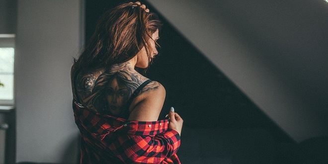 10 Gorgeous Back Tattoos For Women